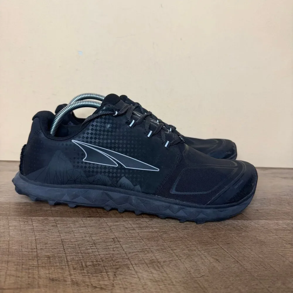 Altra Superior 4.5 Men's Trail Running Shoes Black size 10.5 sneakers